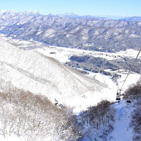 ホテル サンライズタンネ 小谷村 エクステリア 写真